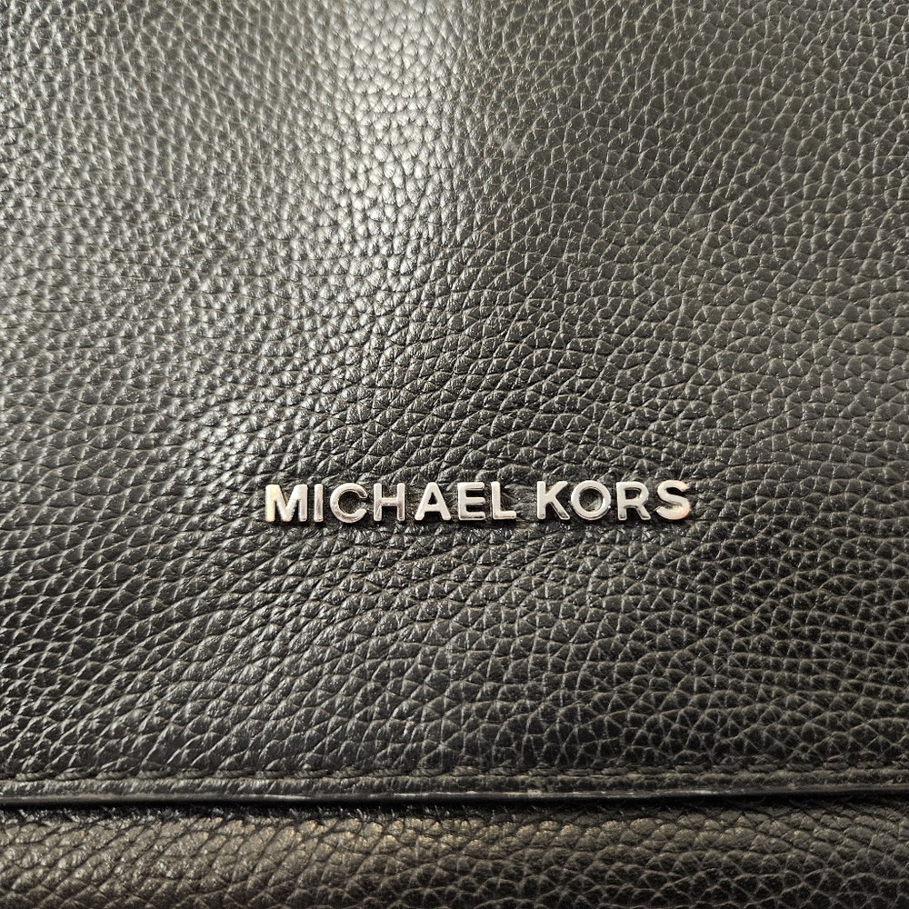 Unisex Michael Kors Cooper Black Pebbled Leather Messenger Bag Medium Crossbody - Picture 12 of 13